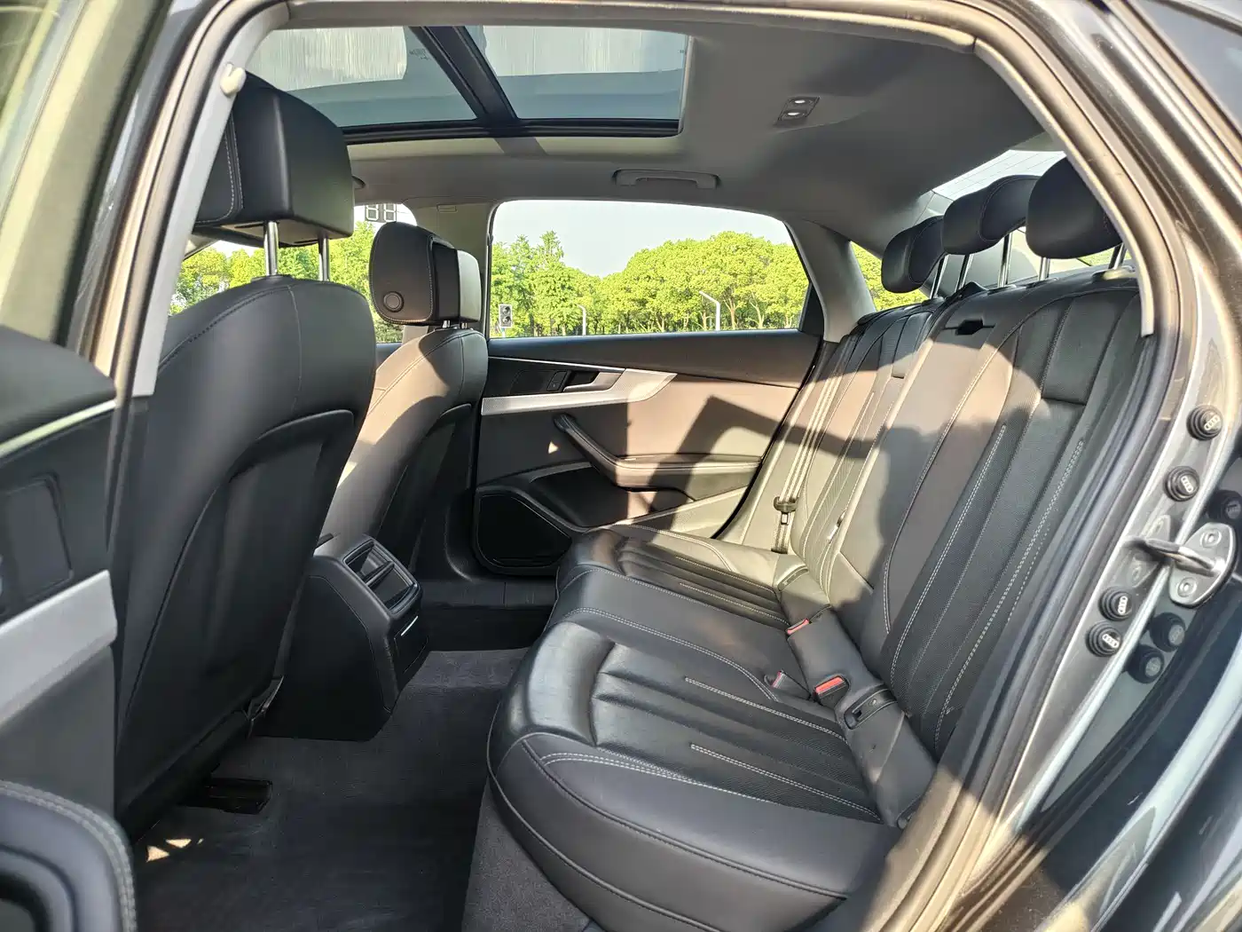 Audi A4L 2020 40 TFSI Fashion Elegance фото 14
