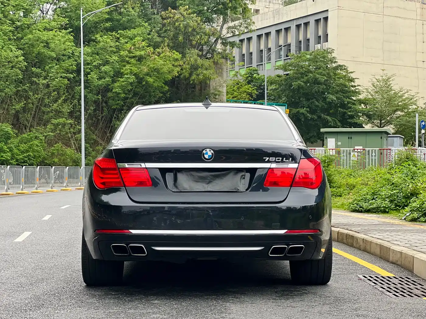 BMW 7 Series 2012 760Li 25th Anniversary Limited Edition фото 15