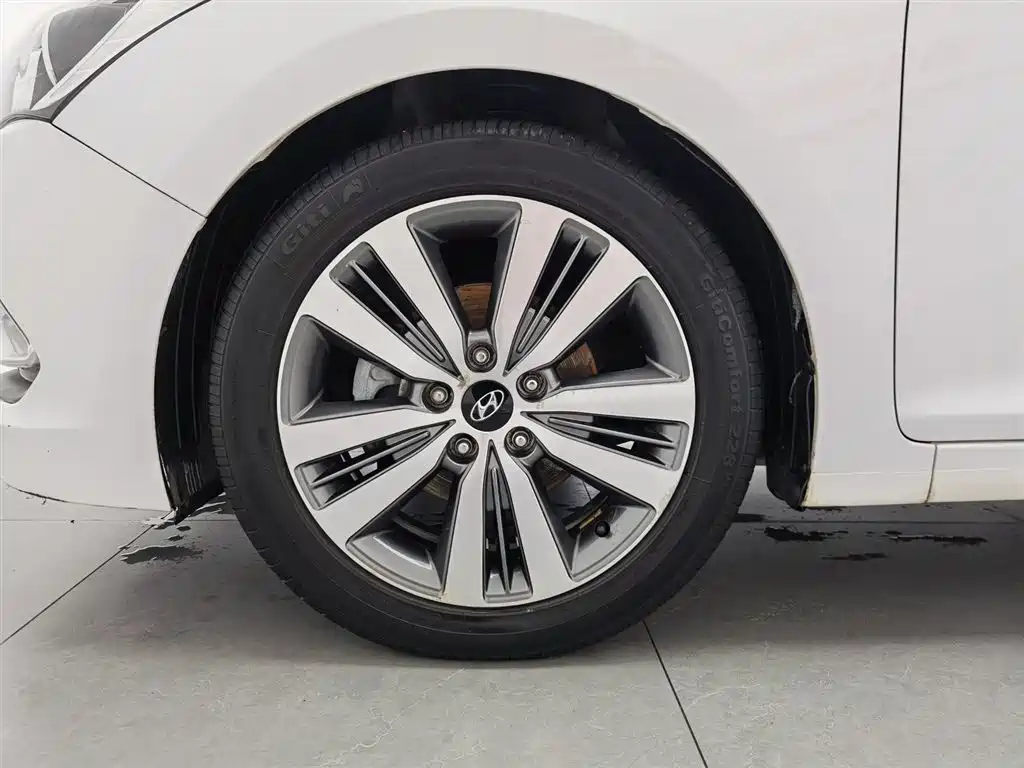 Hyundai Mistra 2016 1.6T Automatic Smart GLS фото 17