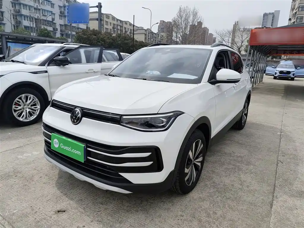 Volkswagen Tharu 2025 Model Rising Star 300TSI Aspiration Edition