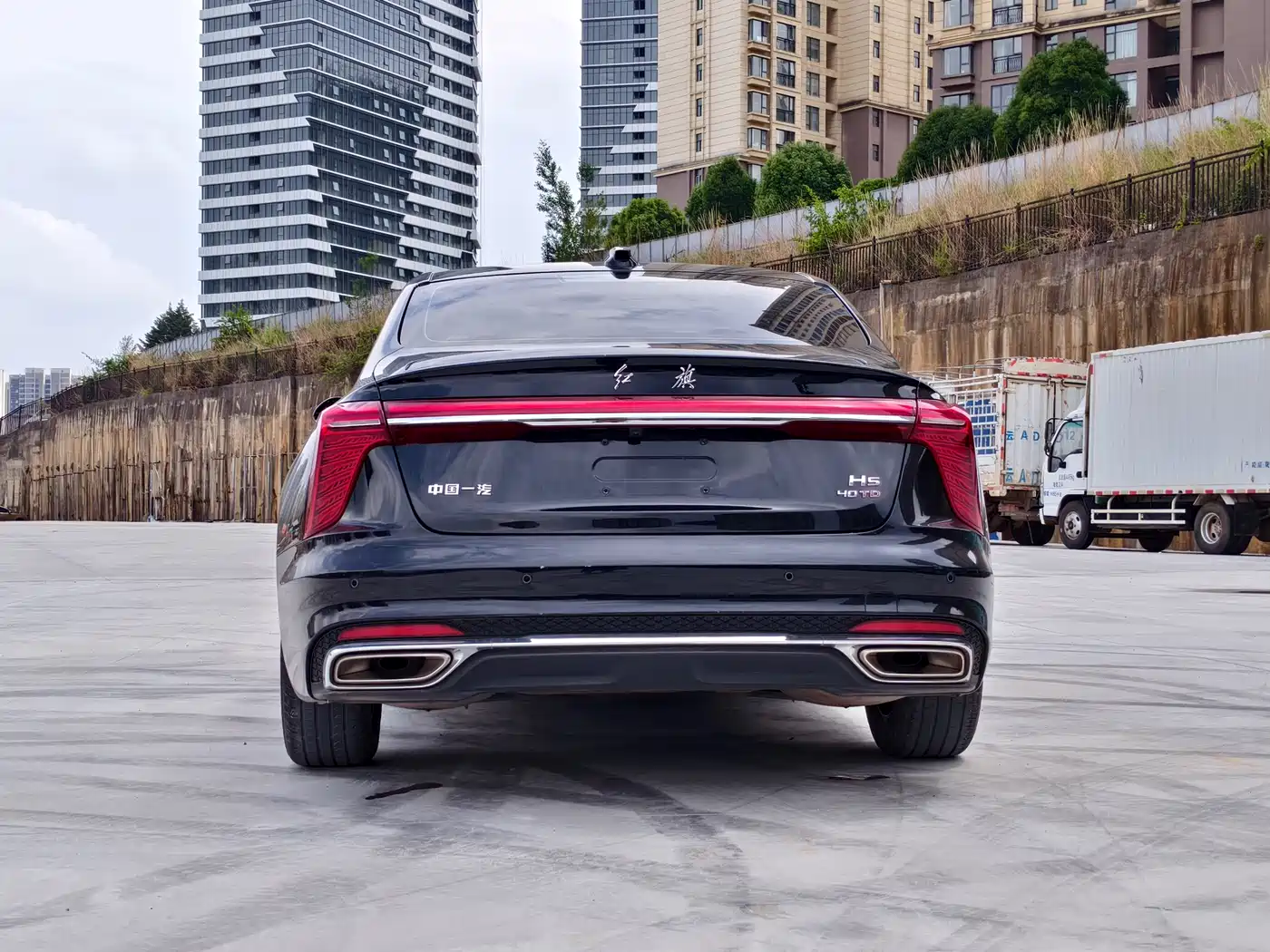 Hongqi H5 2023 2.0T Auto Smart Connect Flag Enjoy фото 16