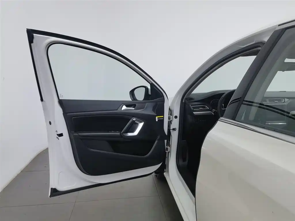 Peugeot 408 2014 1.8L Automatic Luxury Edition фото 8