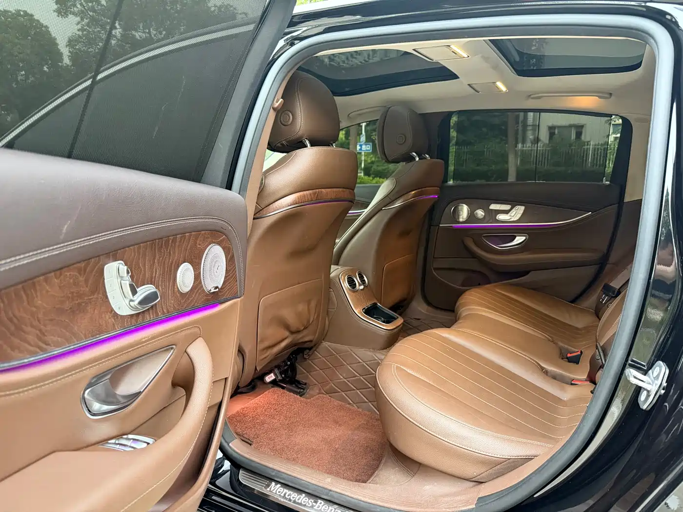 Mercedes-Benz E-Class 2023 E 300 L Luxury фото 11