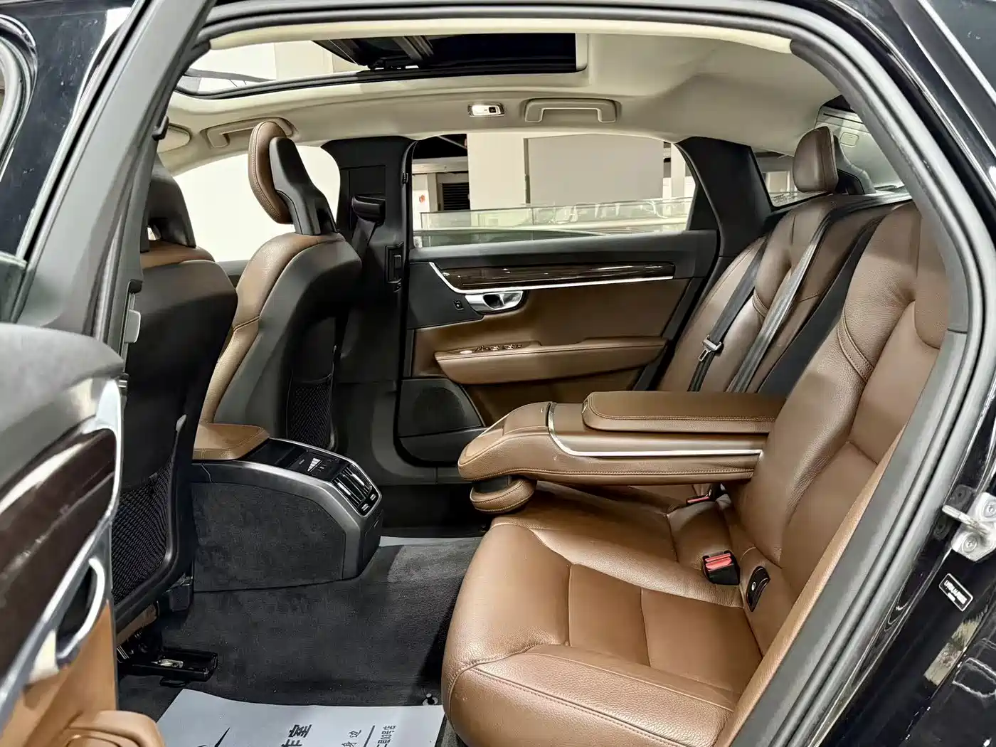 Фото 7 - Volvo S90