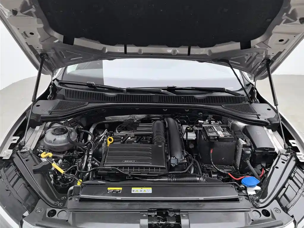 Volkswagen Sagitar 2021 280TSI DSG Surpassing Edition фото 6