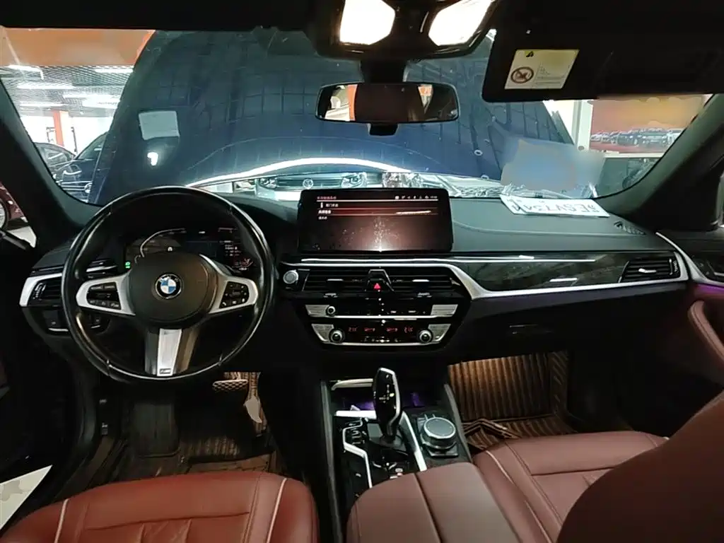 BMW 5 Series 2021 Facelift 525Li M Sport Package фото 10