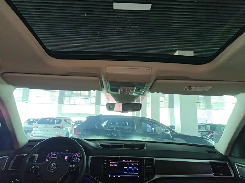 Volkswagen Teramont 2019 530 V6 AWD Flagship Edition China V фото 18