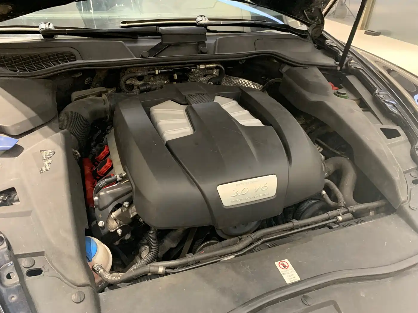 Porsche Cayenne 2011 Cayenne 3.0T фото 21