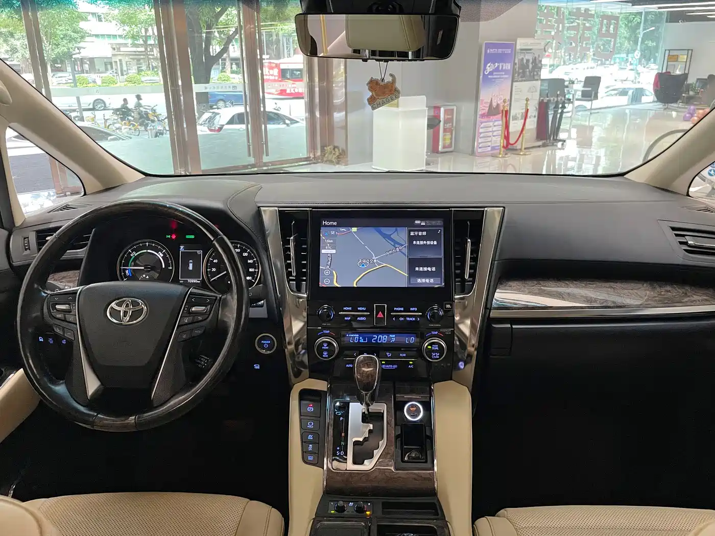 Toyota Alphard 2020 Hybrid 2.5L Premium Edition фото 11
