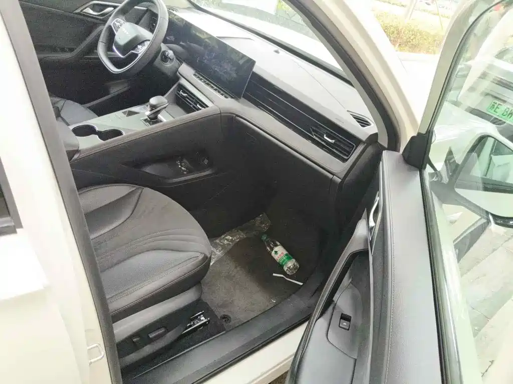 Roewe D5X DMH 2026 2024 Model 135 Technology Edition