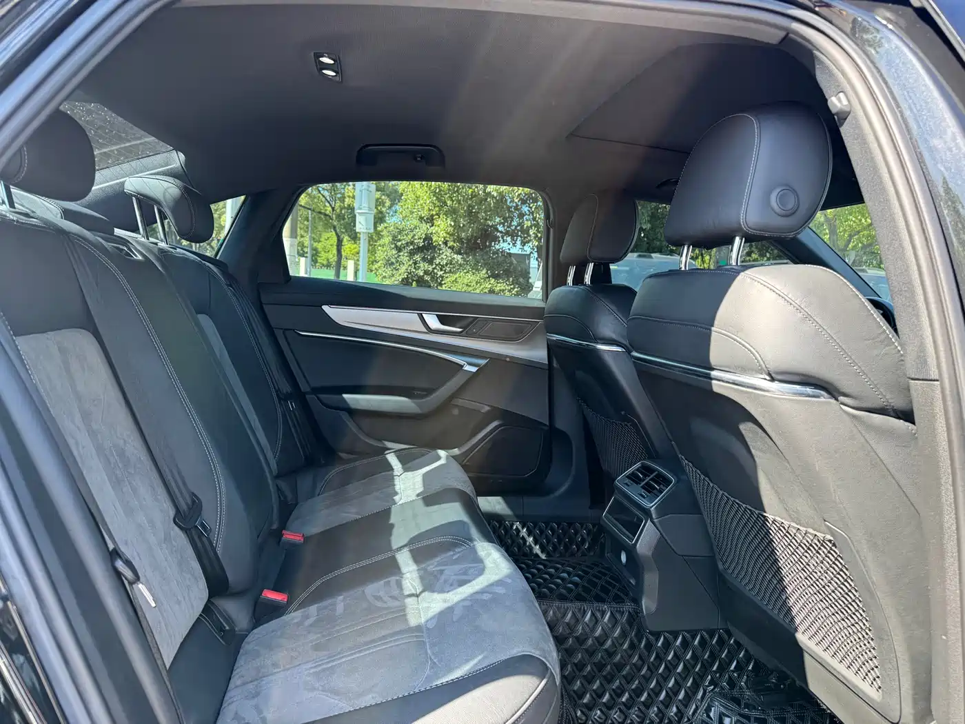 Audi A6L 2022 40 TFSI Luxury Dynamic фото 17