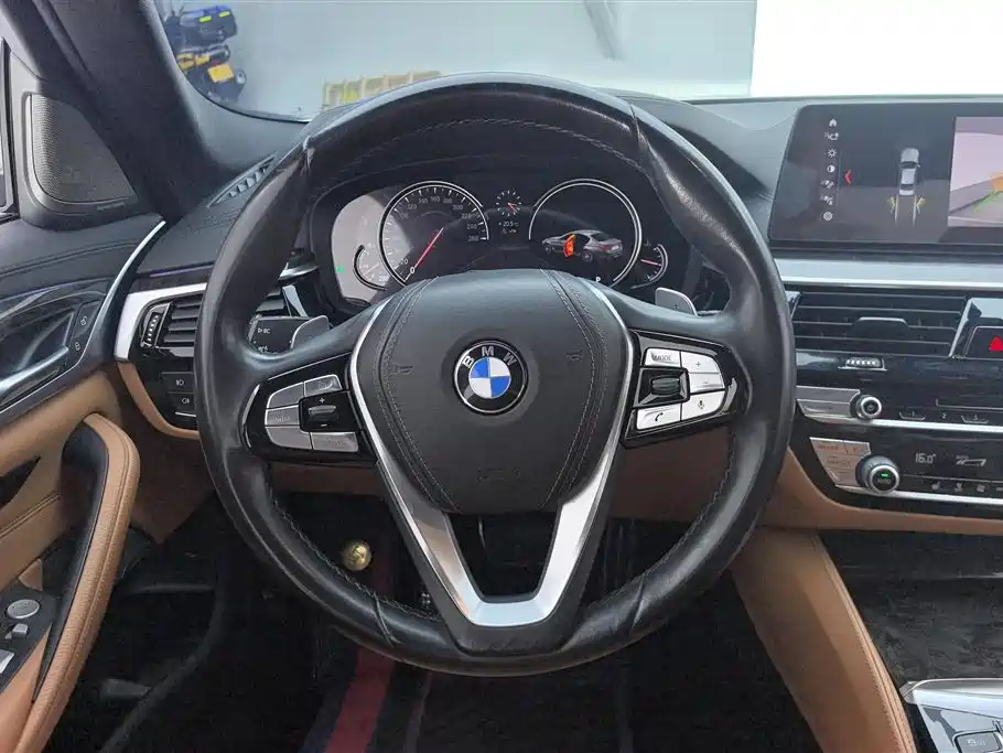 BMW 5 Series 2018 Facelift 530Li Leading M Sport Package фото 15