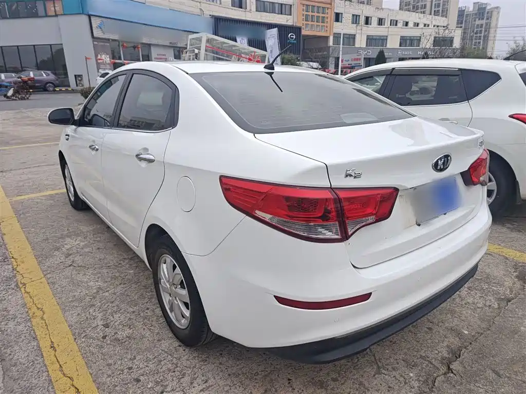 Kia K2 2015 Sedan 1.4L AT GLS фото 5