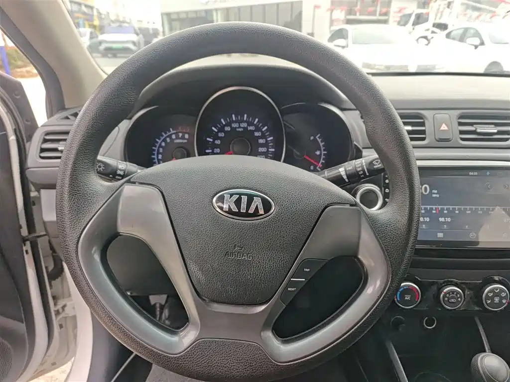 Kia K2 2015 Sedan 1.4L AT GLS фото 11