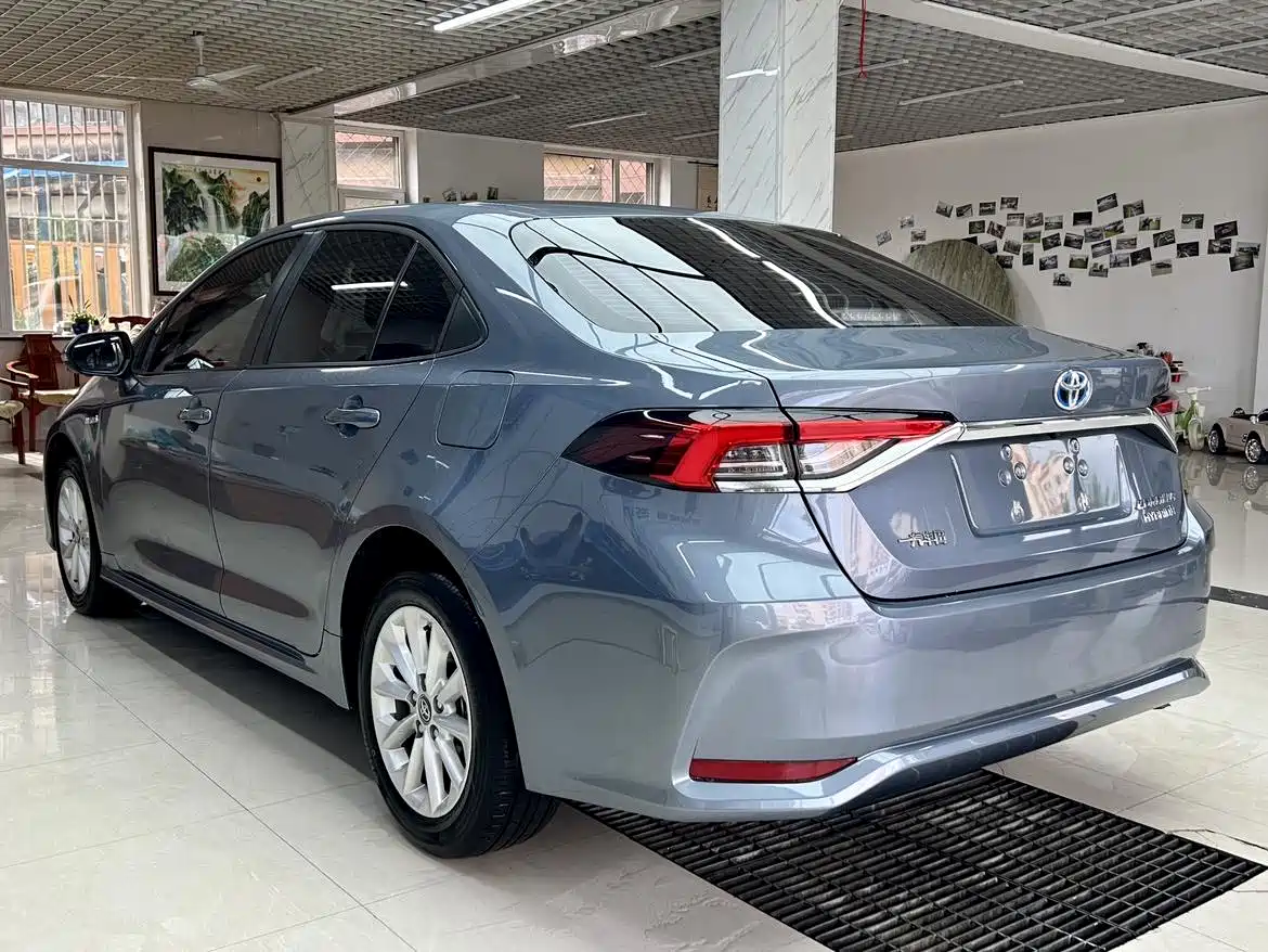 Toyota Corolla 2023 1.8L Smart Hybrid Dual Engine Pioneer Edition фото 6