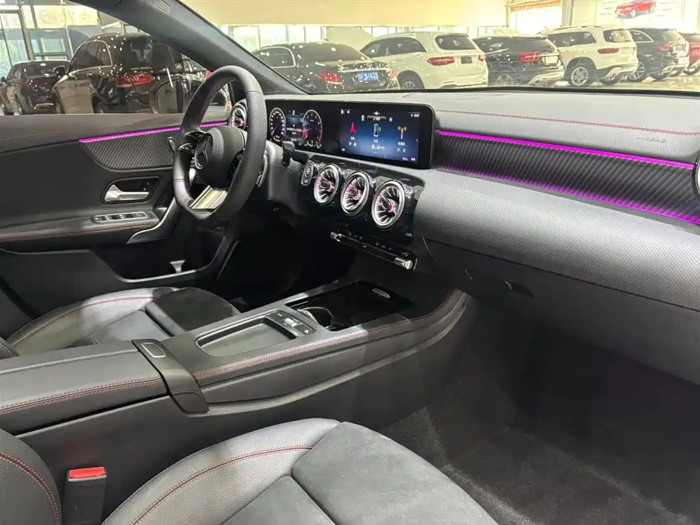 MERCEDES-BENZ CLASS A