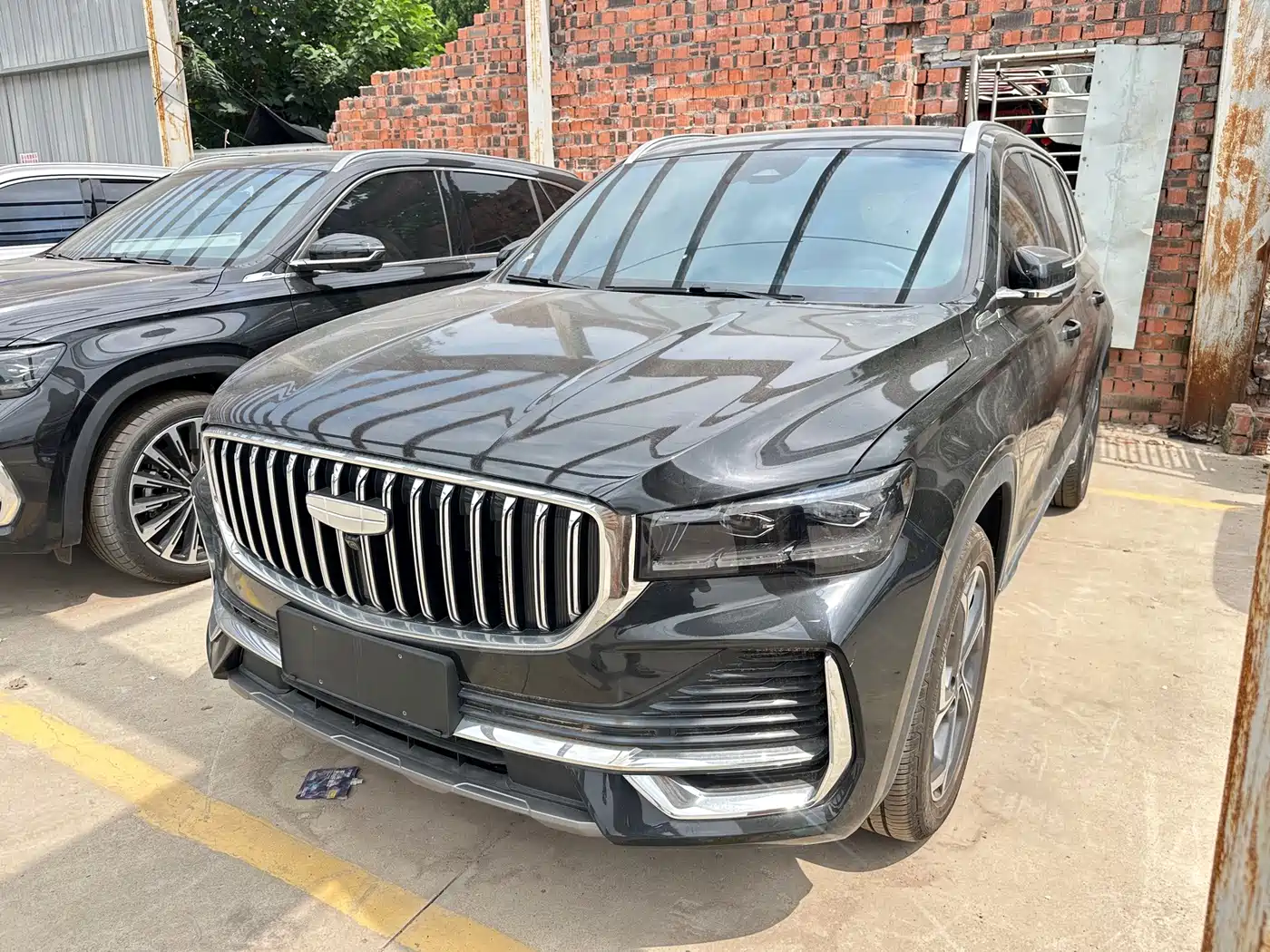 Photo 1 - Geely Monjaro