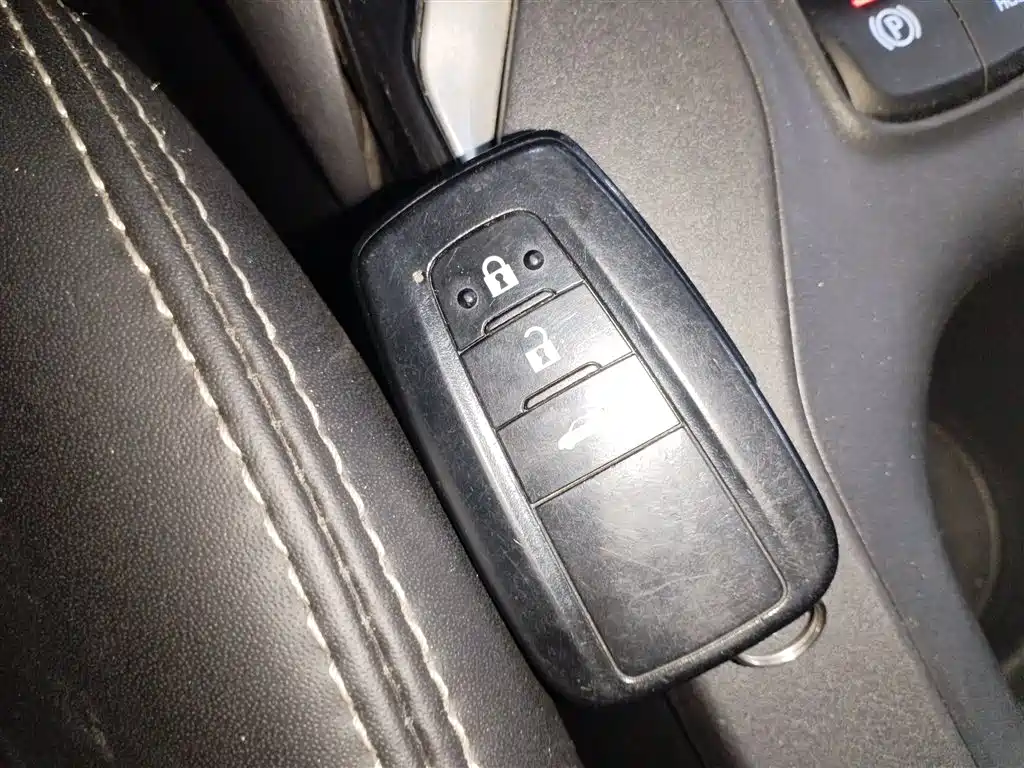 Toyota Corolla 2021 1.2T S-CVT Elite PLUS Edition фото 17