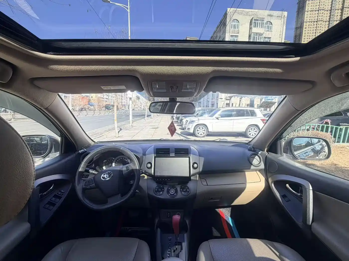 Toyota RAV4 Rongfang 2012 Styling Edition 2.4L Automatic 4WD Luxury фото 9