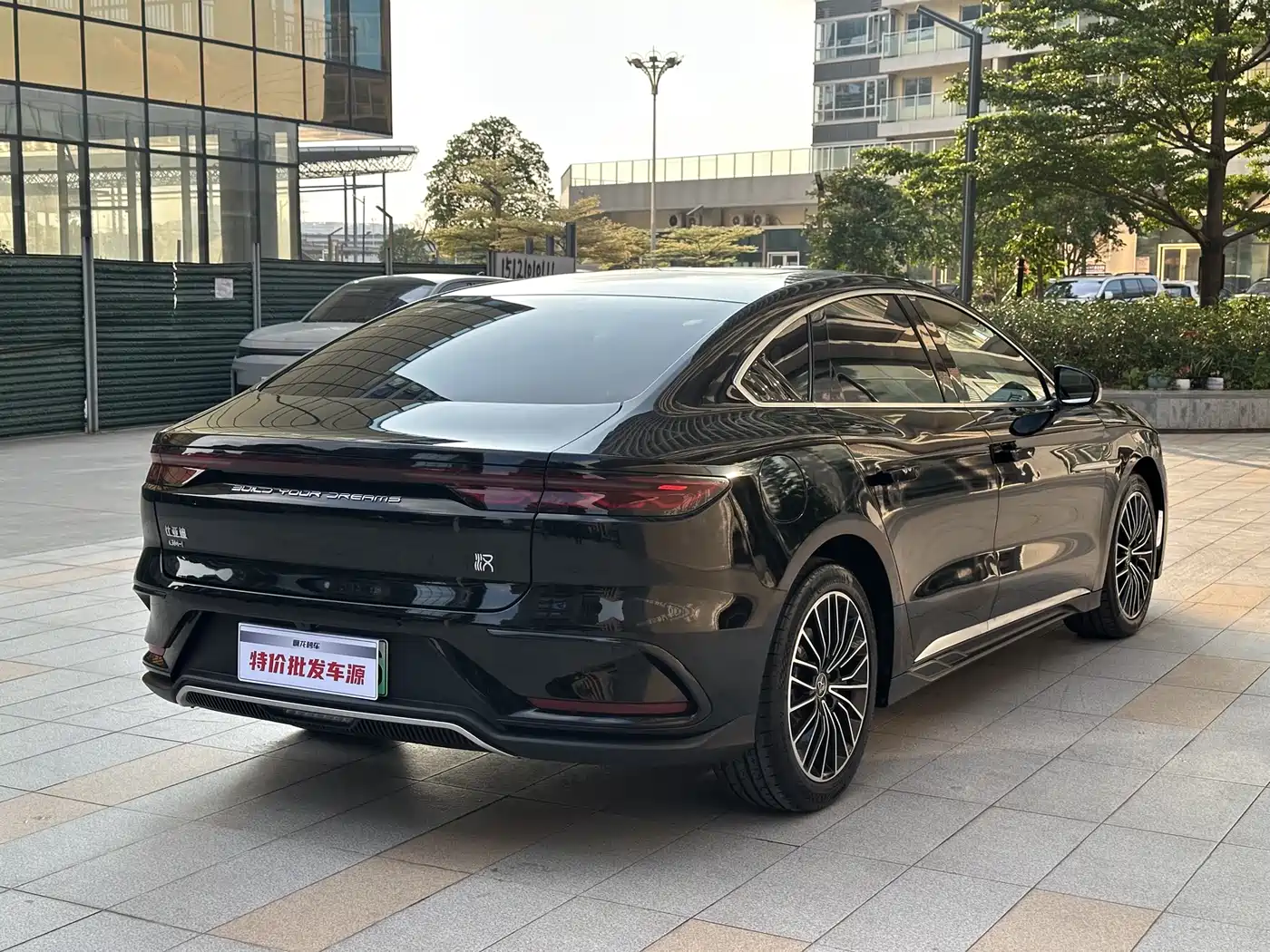 BYD Han 2022 DM-i 121KM Premium Edition фото 4