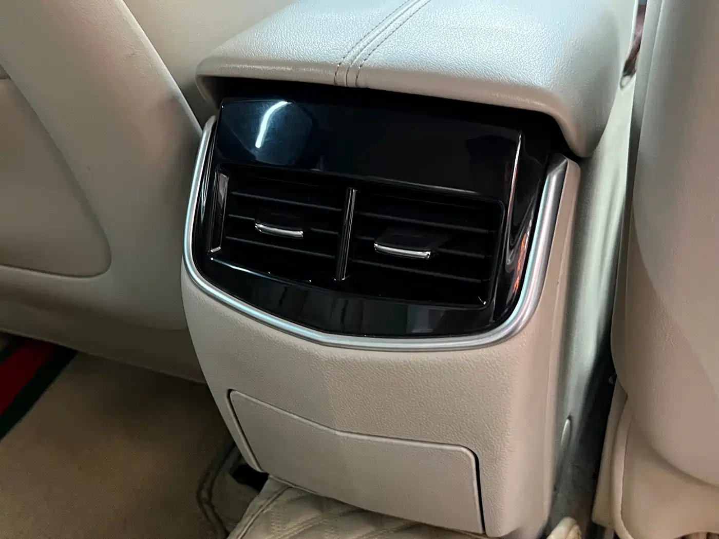 Cadillac XTS 2016 28T Luxury фото 22