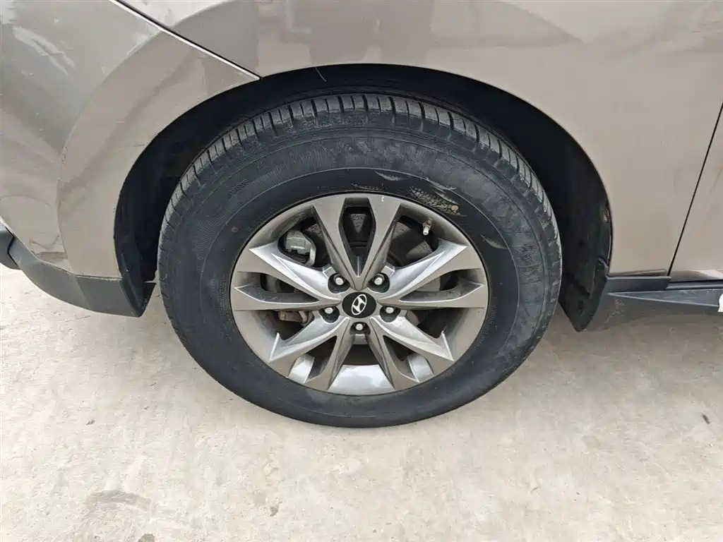 Hyundai Beijing Hyundai ix35 2015 2.0L Automatic 2WD Comfort China V фото 23