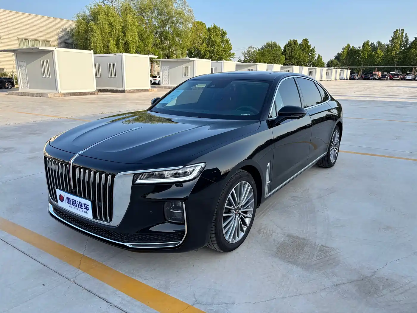 Hongqi H9 2022 2.0T Smart Connect Flag Enjoy Edition