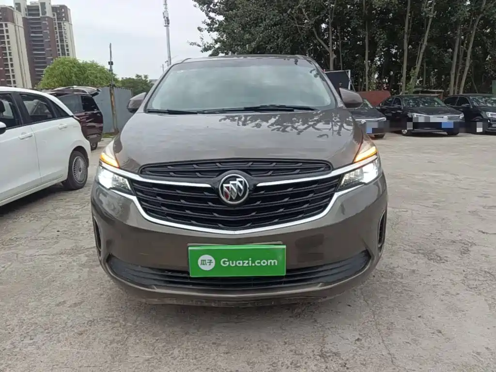 Фото 3 - Buick GL8