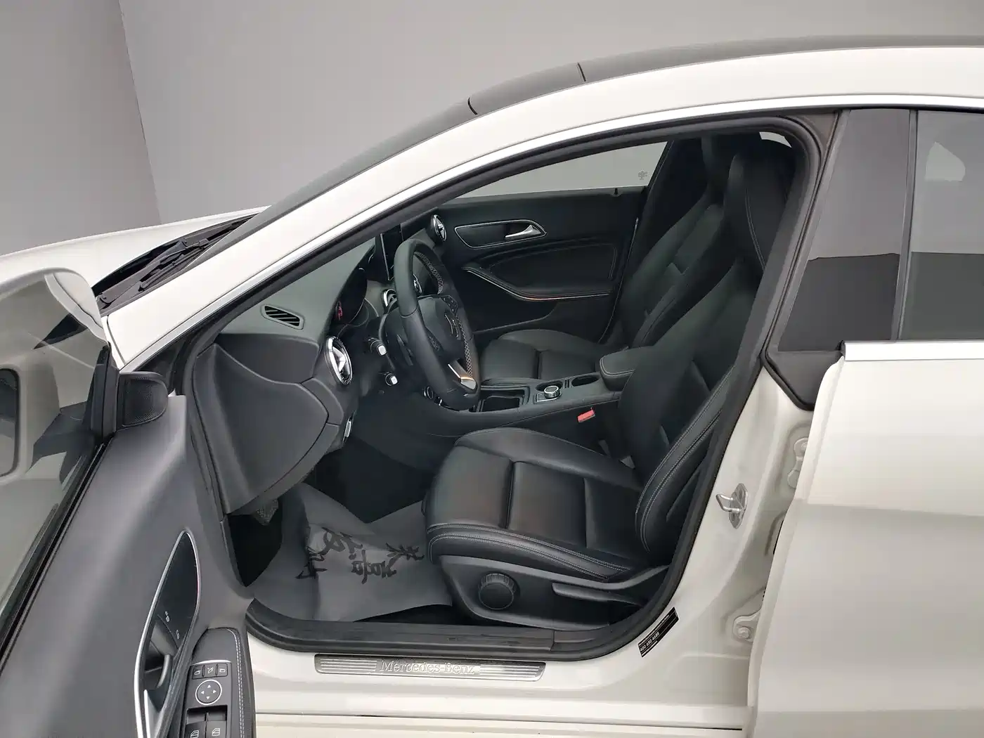 Mercedes-Benz CLA (Import) 2016 CLA 200 Sport фото 13
