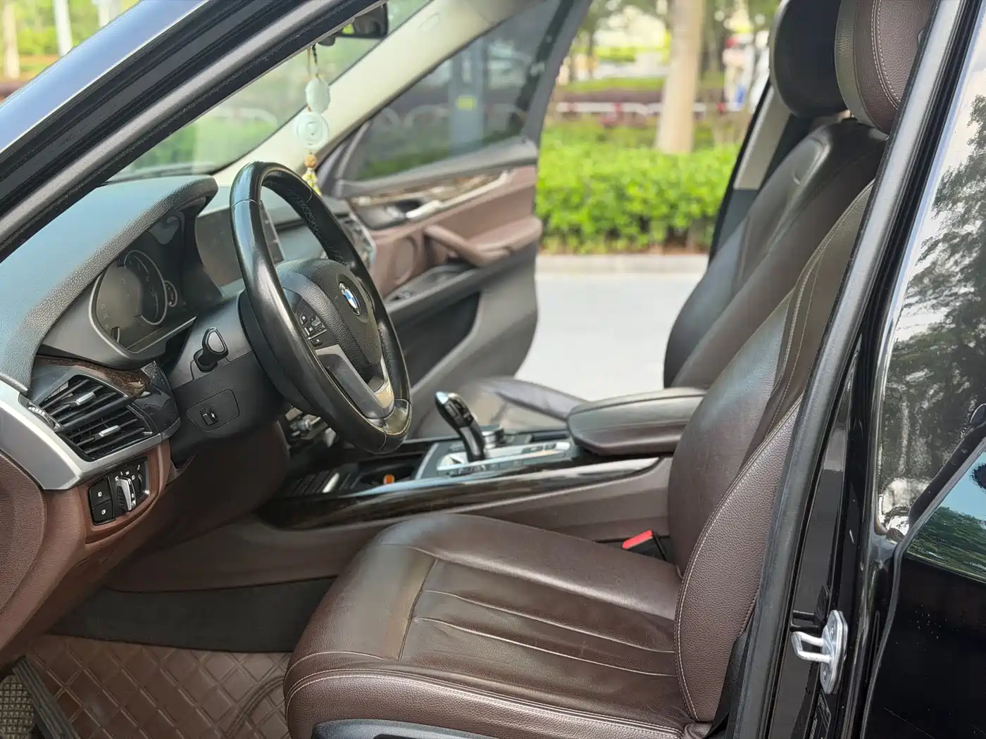 BMW X5 (Import) 2017 xDrive28i фото 9