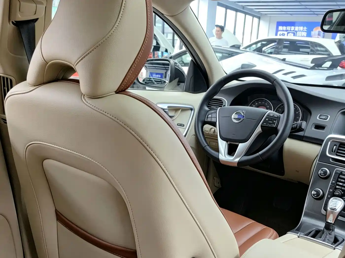 Volvo S60 (Import) 2013 2013 Model T5 Comfort Edition