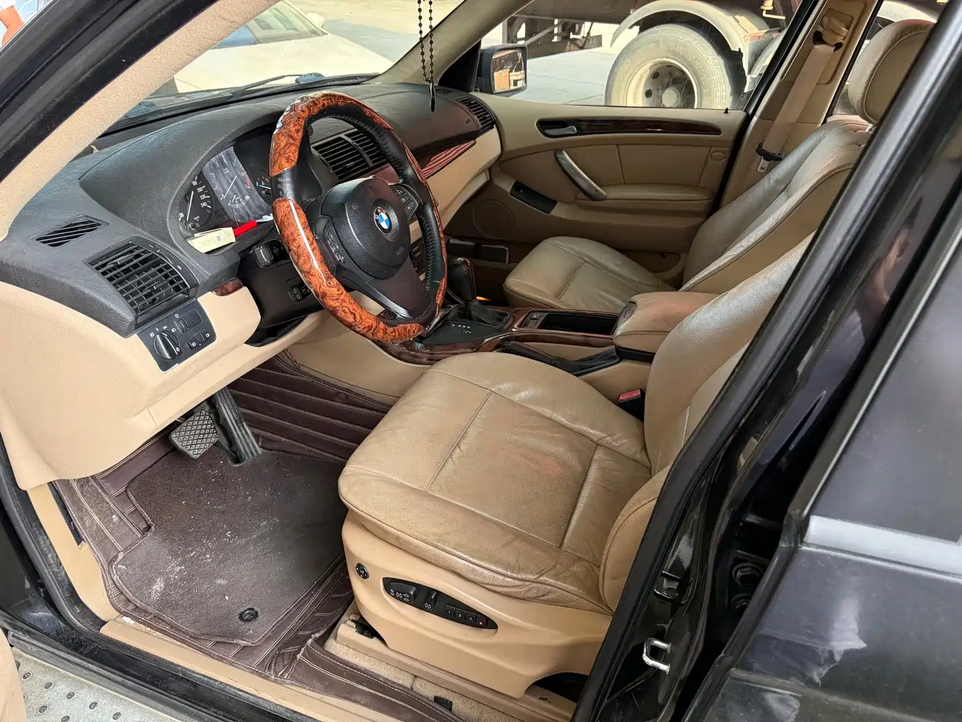 BMW X5 (Import) 2006 Model 3.0i фото 9