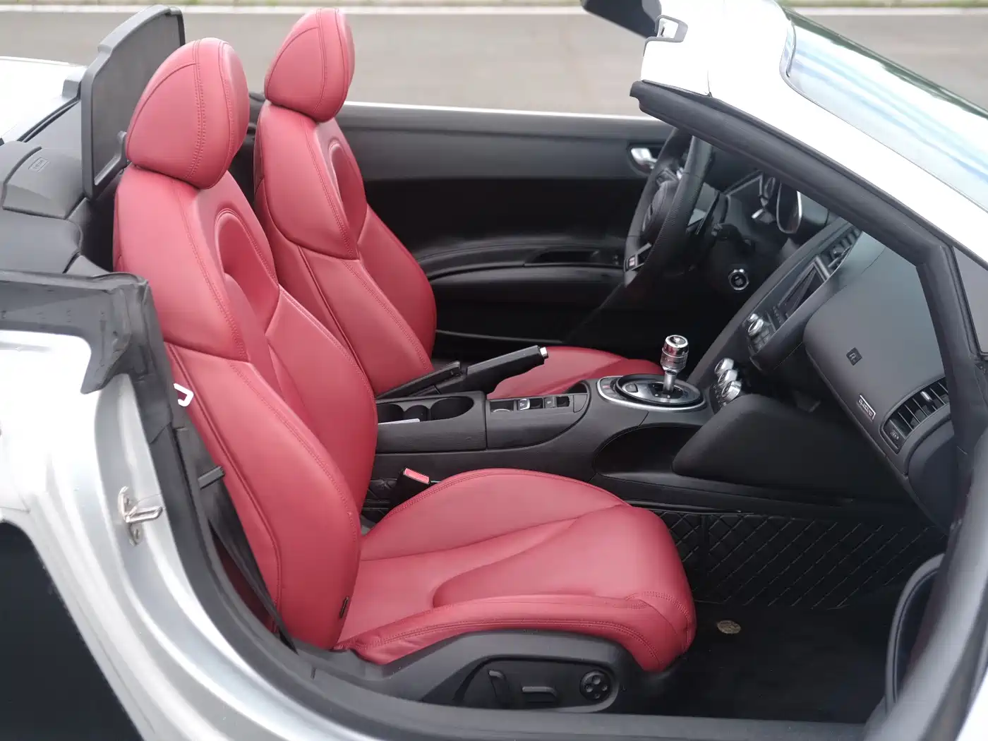 Photo 16 - Audi R8