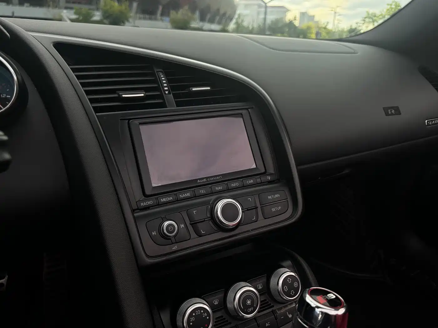 Photo 23 - Audi R8