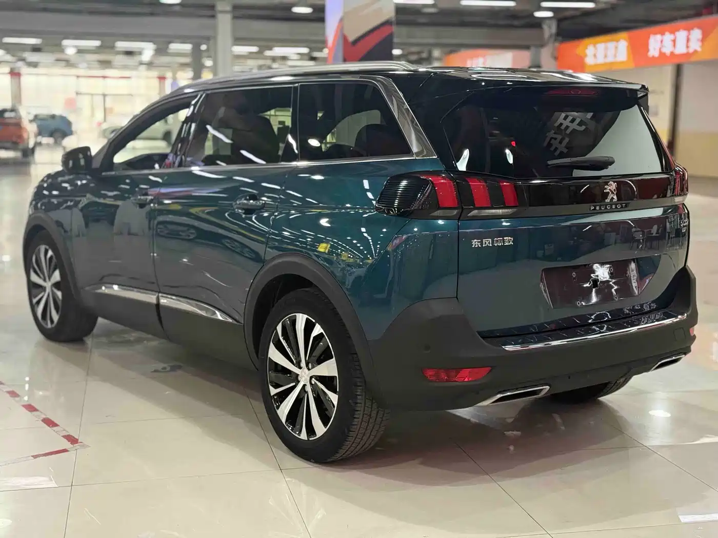 Peugeot 5008 2017 380THP 7-Seater Luxury GT Edition фото 22