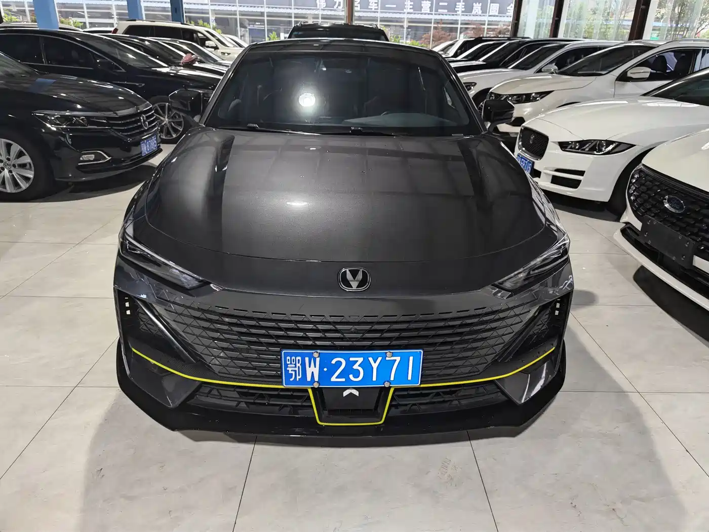 CHANGAN UNI-V