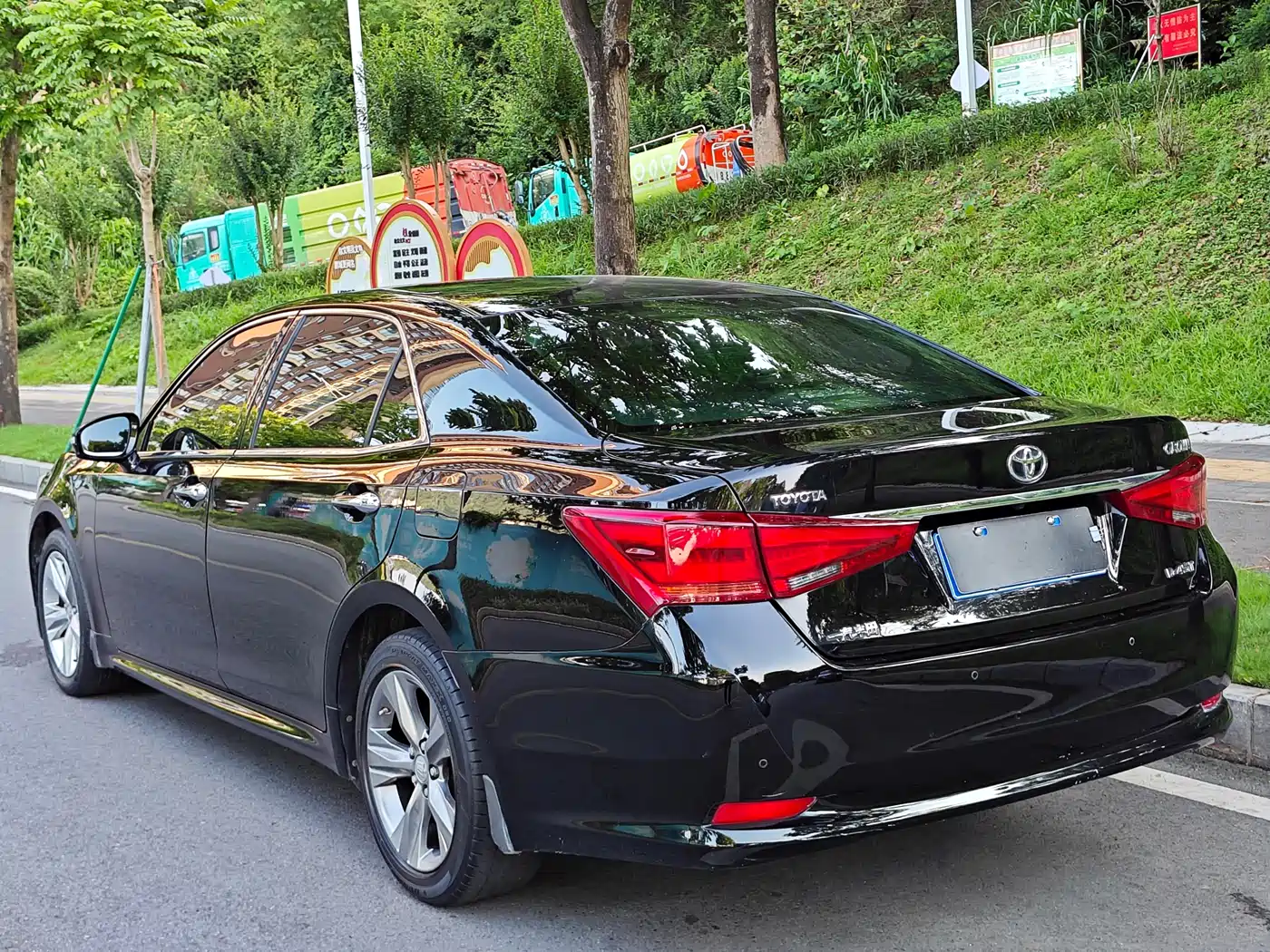 Toyota Crown 2015 2.0T Fashion фото 15