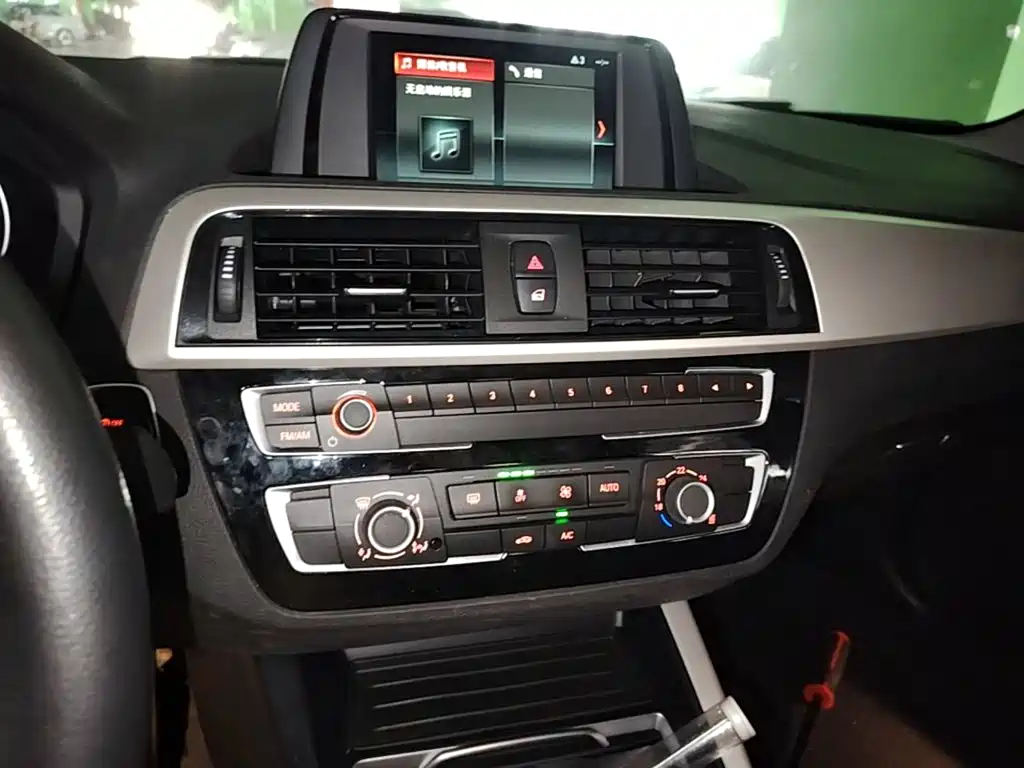 BMW 1 Series (Import) 2018 2018 118i Leading