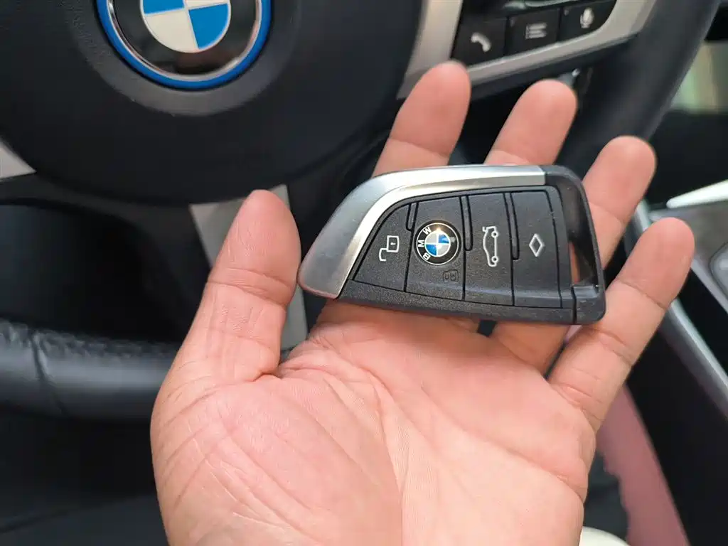BMW i3 2024 eDrive 35 L фото 12