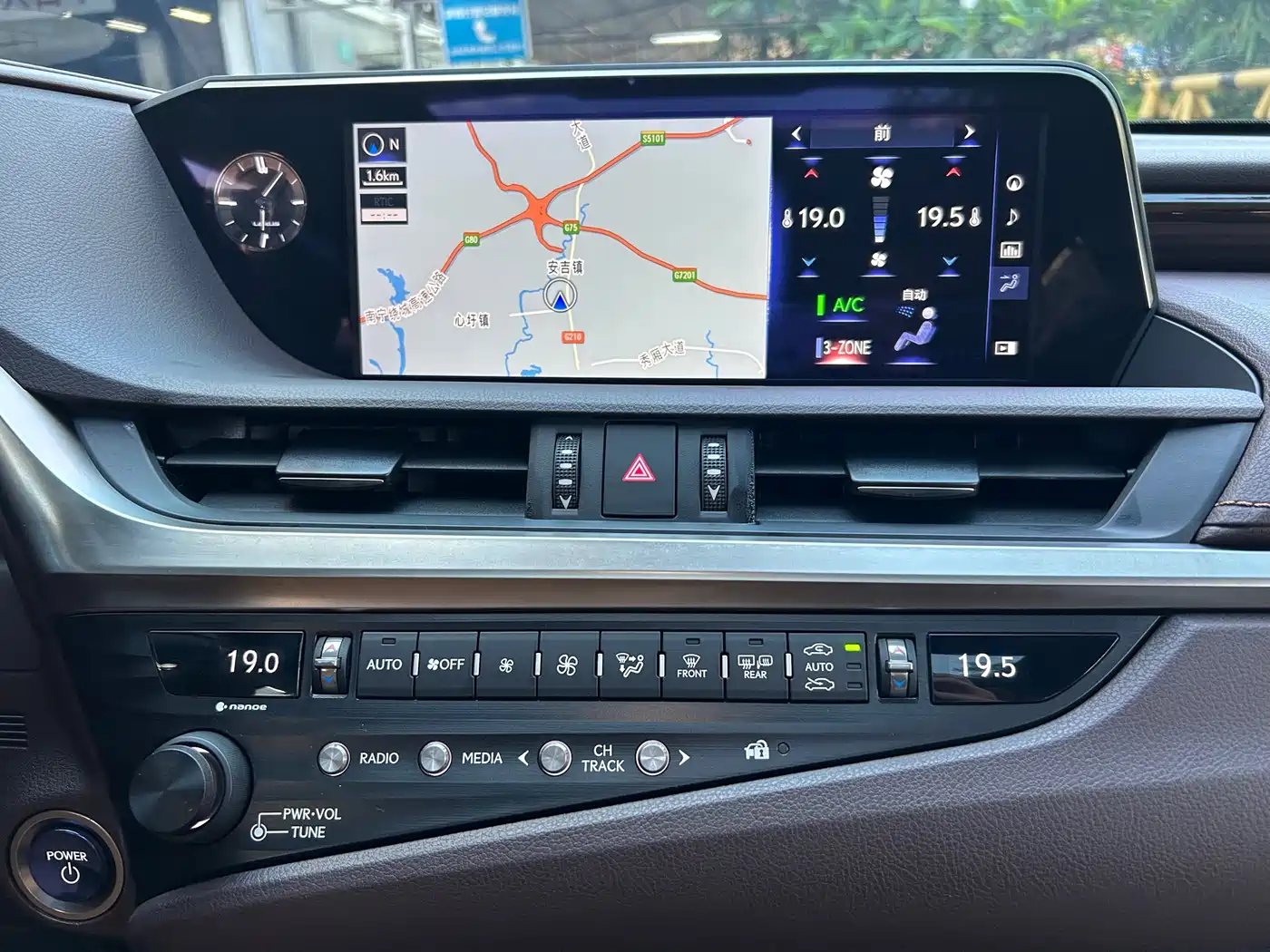 Lexus ES 2018 300h Executive Edition China V фото 26
