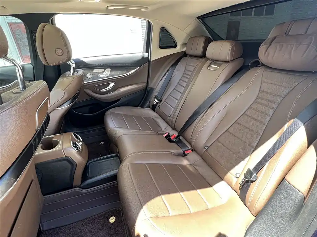Mercedes-Benz E-Class 2018 Facelift E 300 L Sport Luxury фото 8