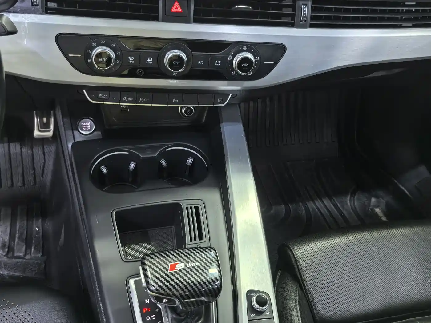 Audi A4L 2020 40 TFSI Fashion Dynamic Edition фото 10