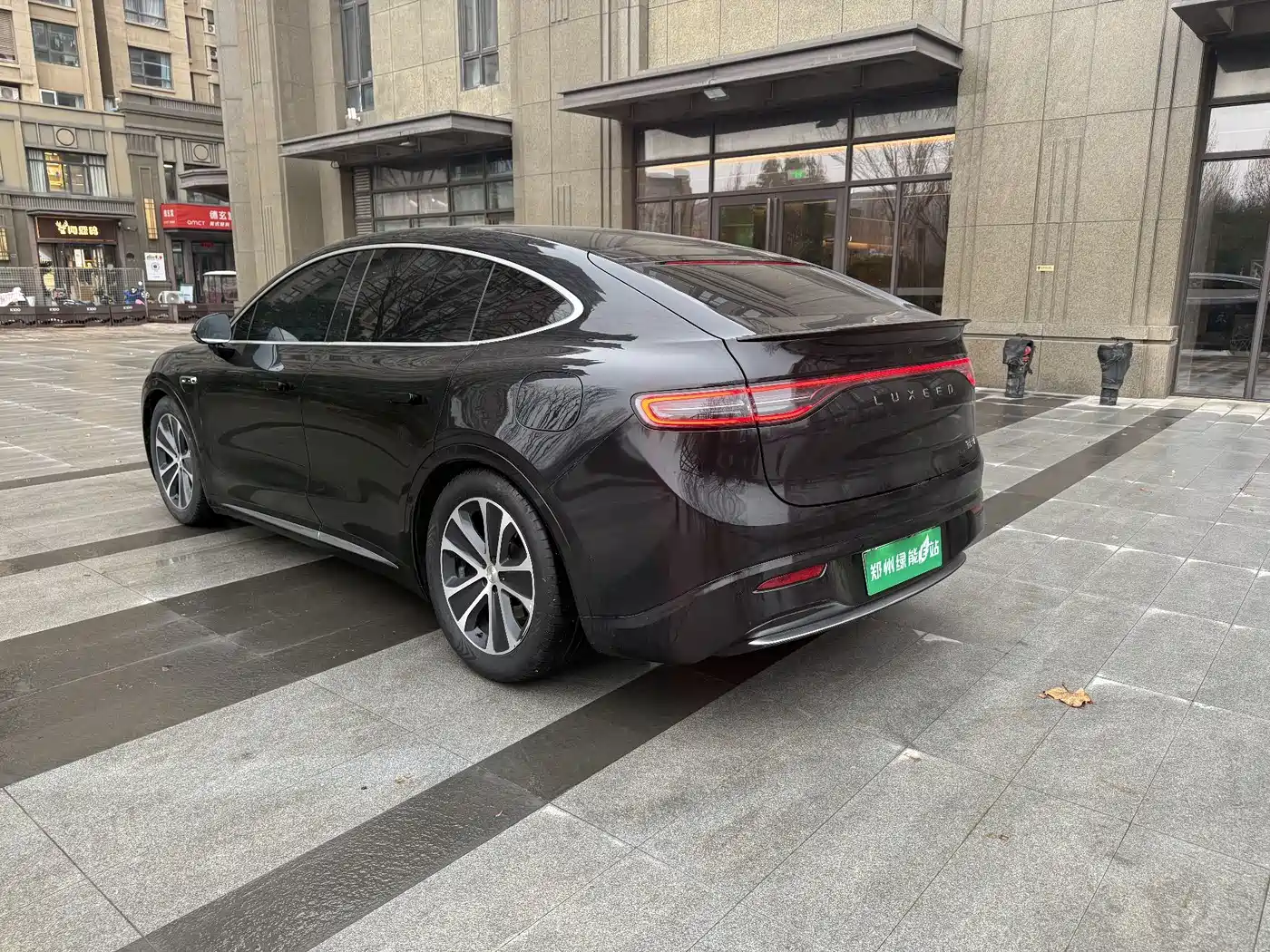 Фото 7 - Zhijie Luxeed R7