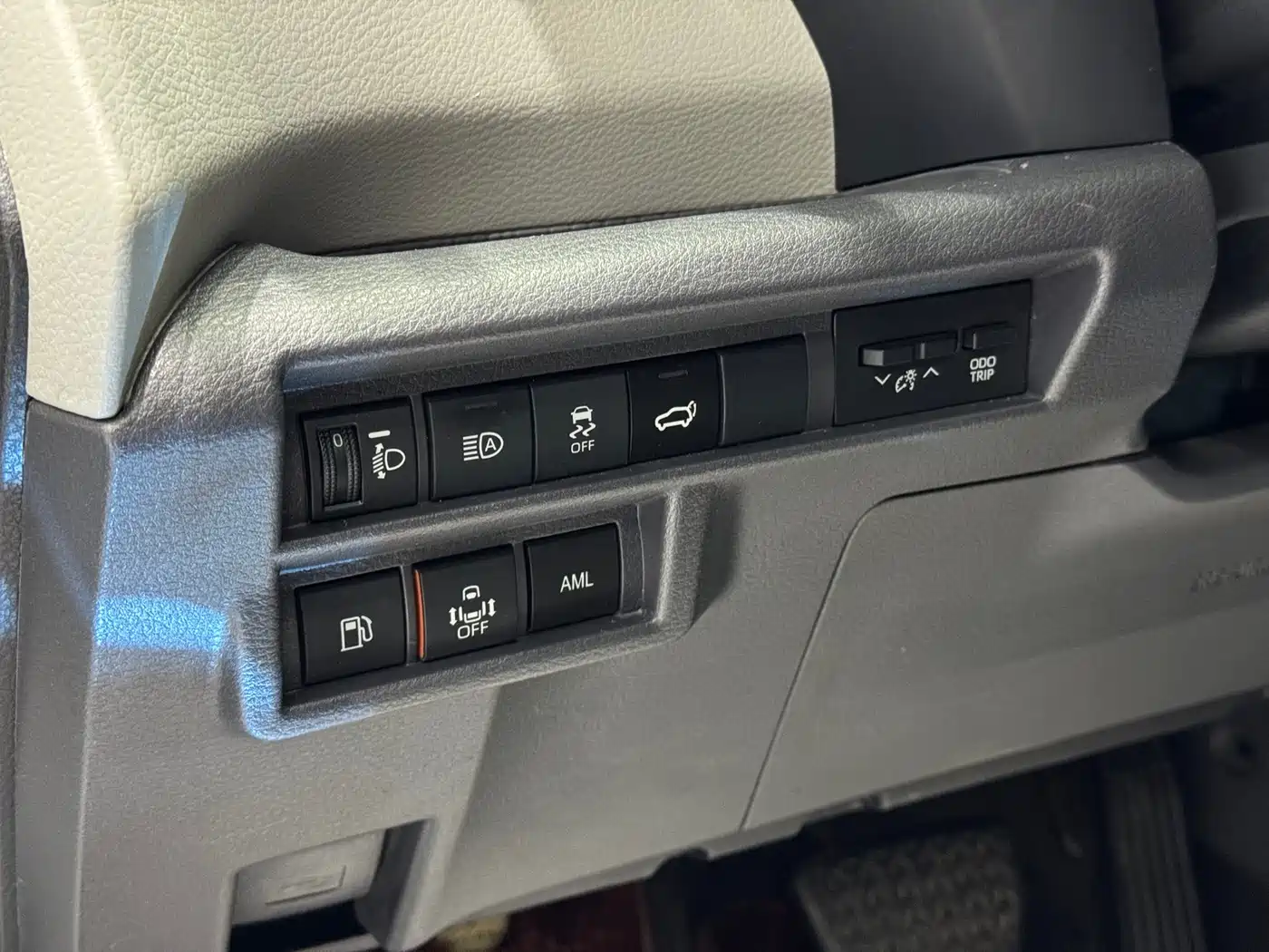 Фото 8 - Toyota Granvia