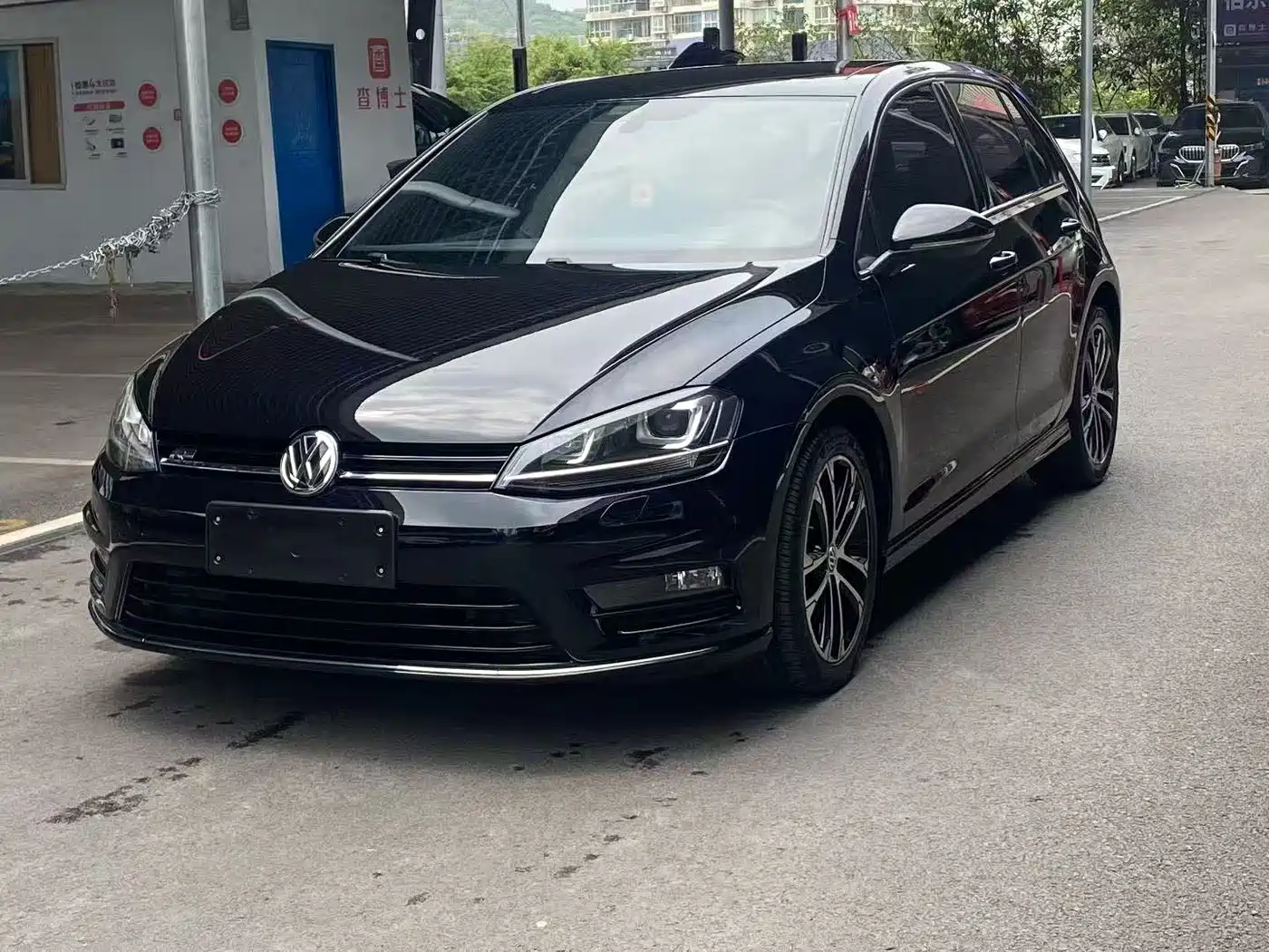 Volkswagen Golf