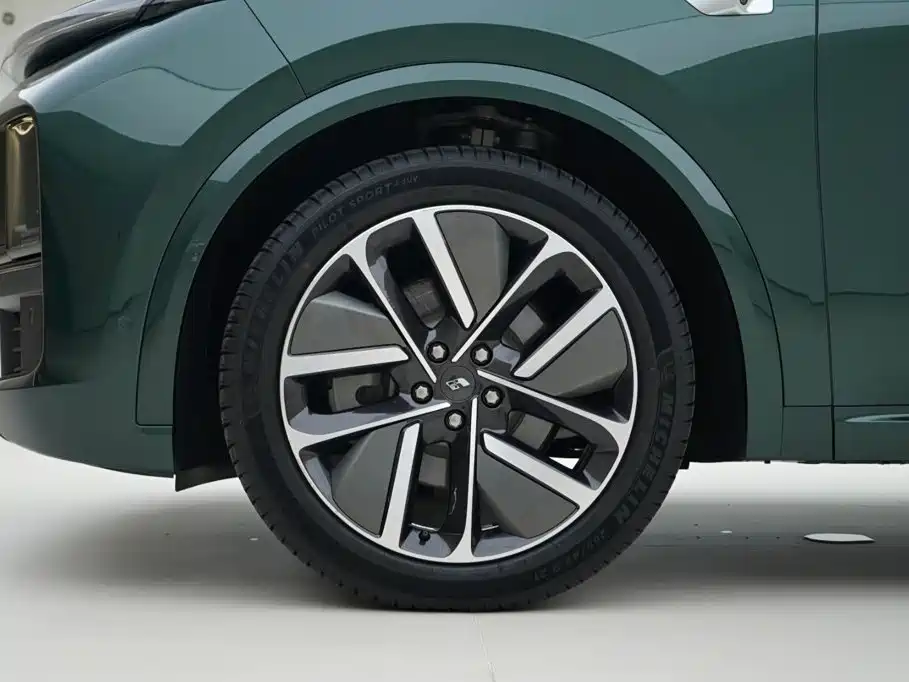 Li Auto Li L8 2025 2024 Model Ultra