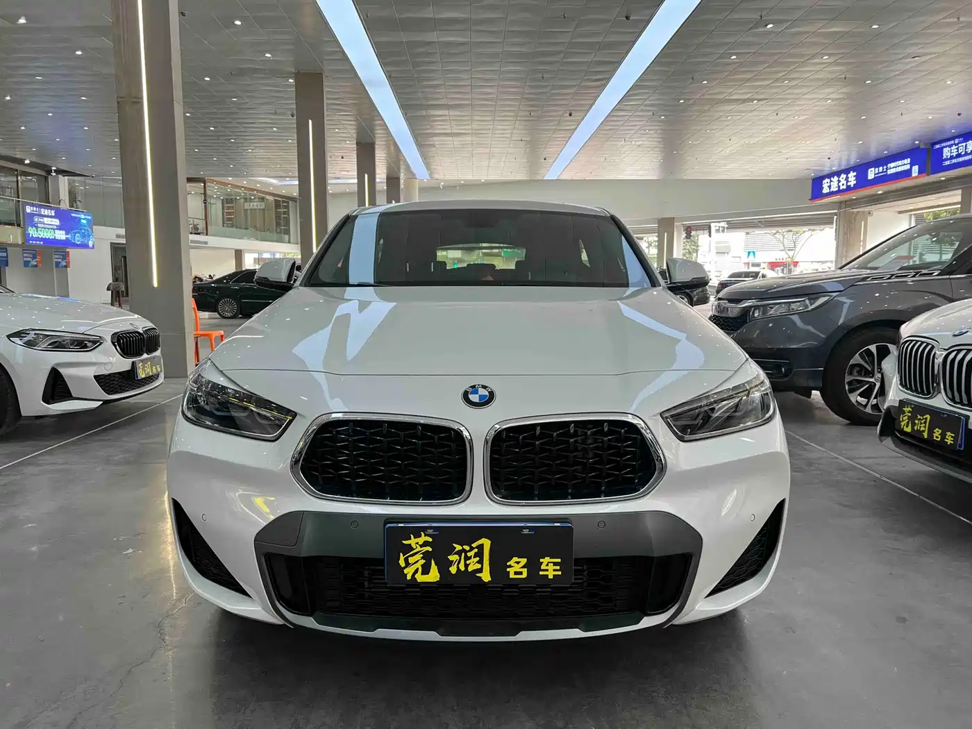 BMW X2 2023 sDrive25i M Off-Road Package фото 2