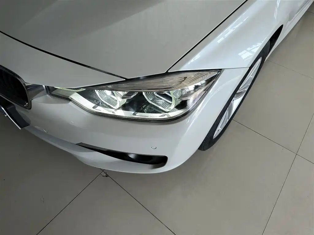BMW 3 Series 2016 320Li Progressive фото 24