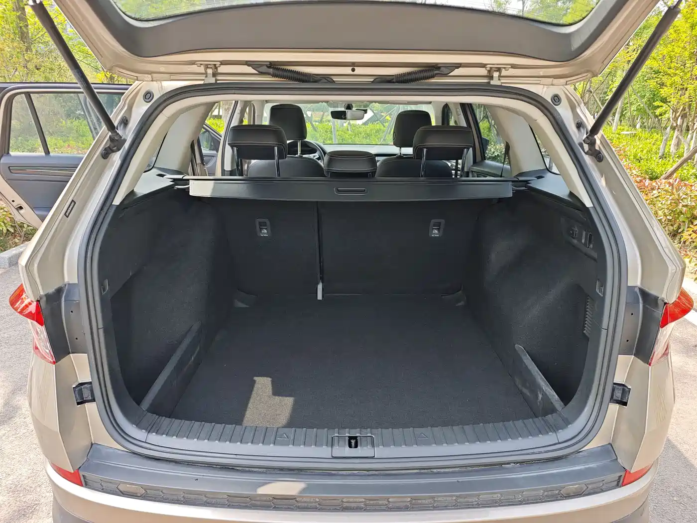 Škoda Kodiaq 2019 Facelift TSI330 5-Seater 2WD Luxury Premium Edition China V фото 27