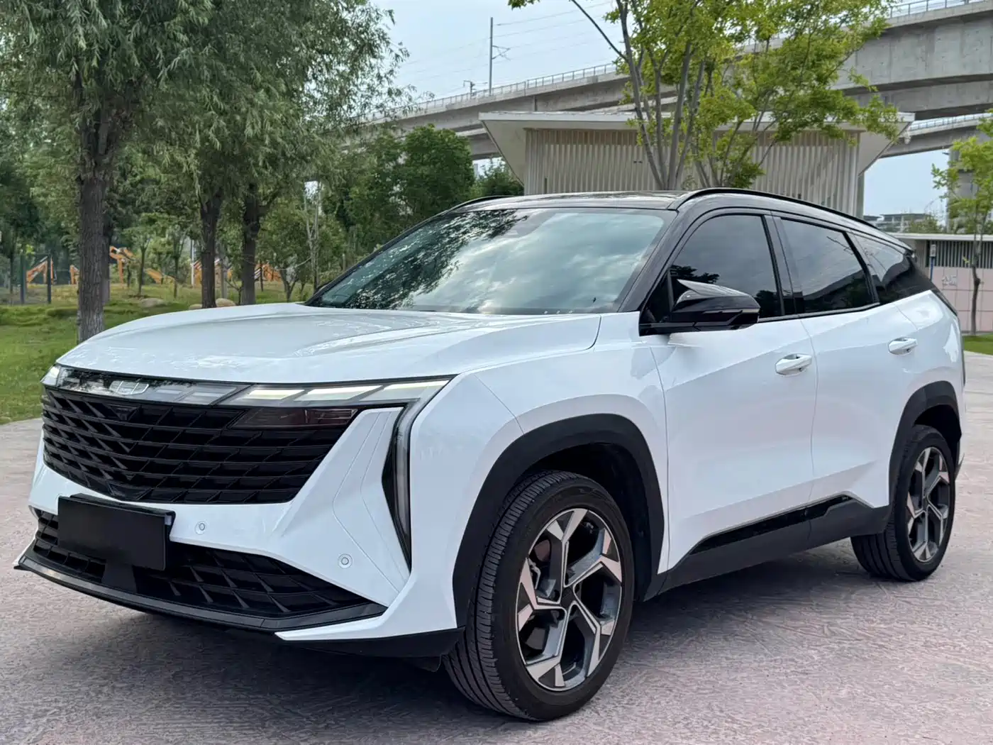 Geely Boyue L 2023 2023 1.5TD DCT Glory Edition